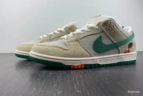 FD0860-001 Dunk SB Low Jarritos Nike 0630